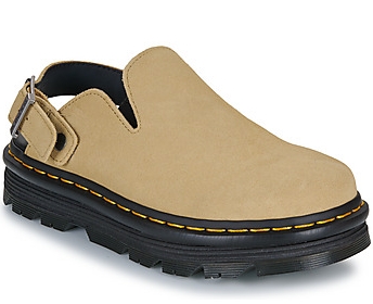 המסע שלי עם dr martens נעלי נשים – על סגנון, נוחות וקצת בוץ